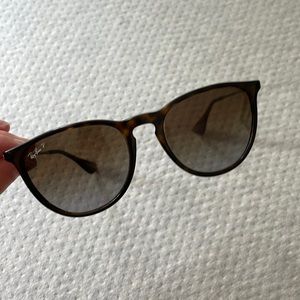 Women’s Polarized Ray Ban